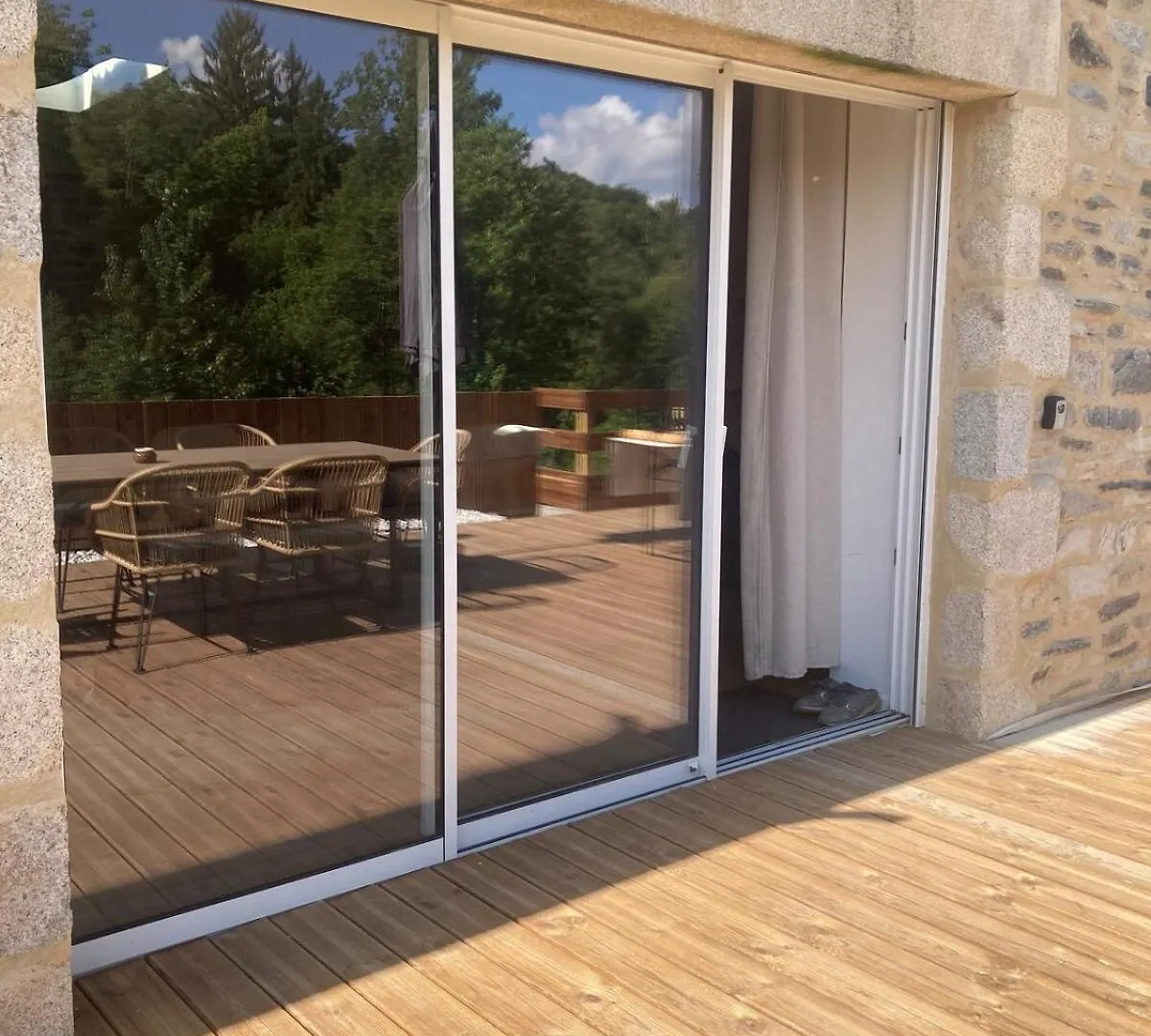 Appartement Dans Un Moulin Avec Terrasse Plounéventer