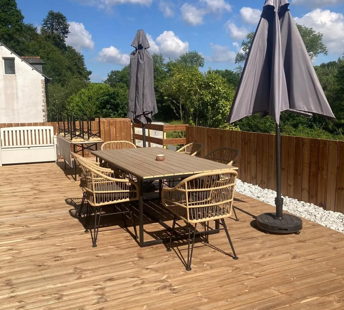 Apartmán Appartement Dans Un Moulin Avec Terrasse Plounéventer